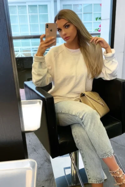 Amsterdam escort Emilia girlfriend experience calm sensual energy