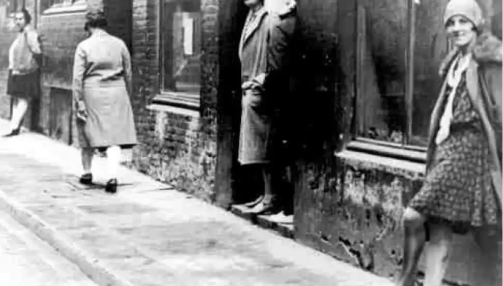 Historische foto van de Amsterdamse rosse buurt